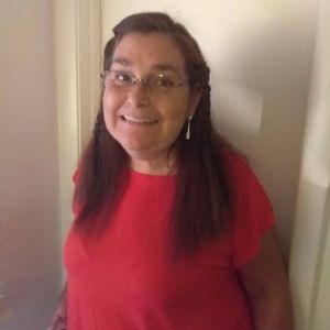 Meet your Posher, Estelle